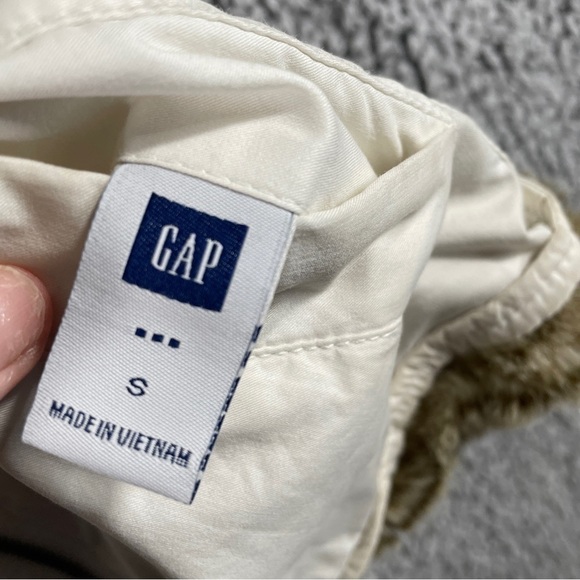 GAP Reversible Faux Fir Vest Women's Size Small Y2K Cream with Brown Fir - Picture 12 of 14